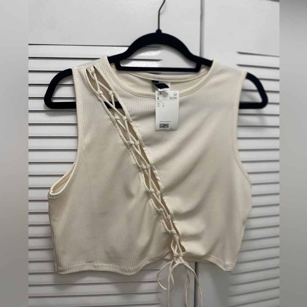 NEW WITH TAGS cream top with tie